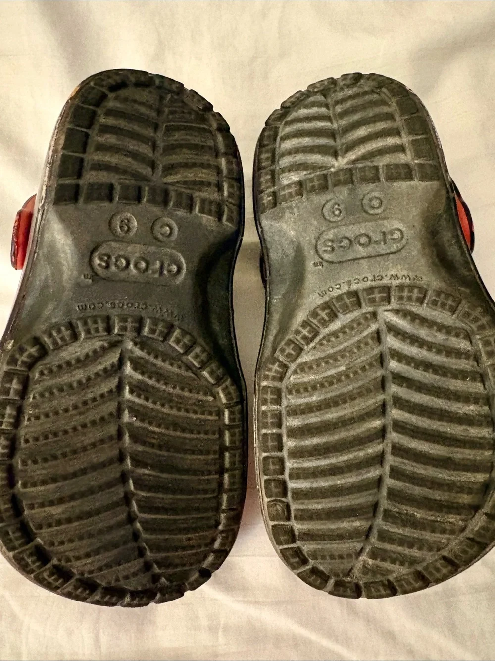 CROCS X Sonic the hedgehog little kid size 9.